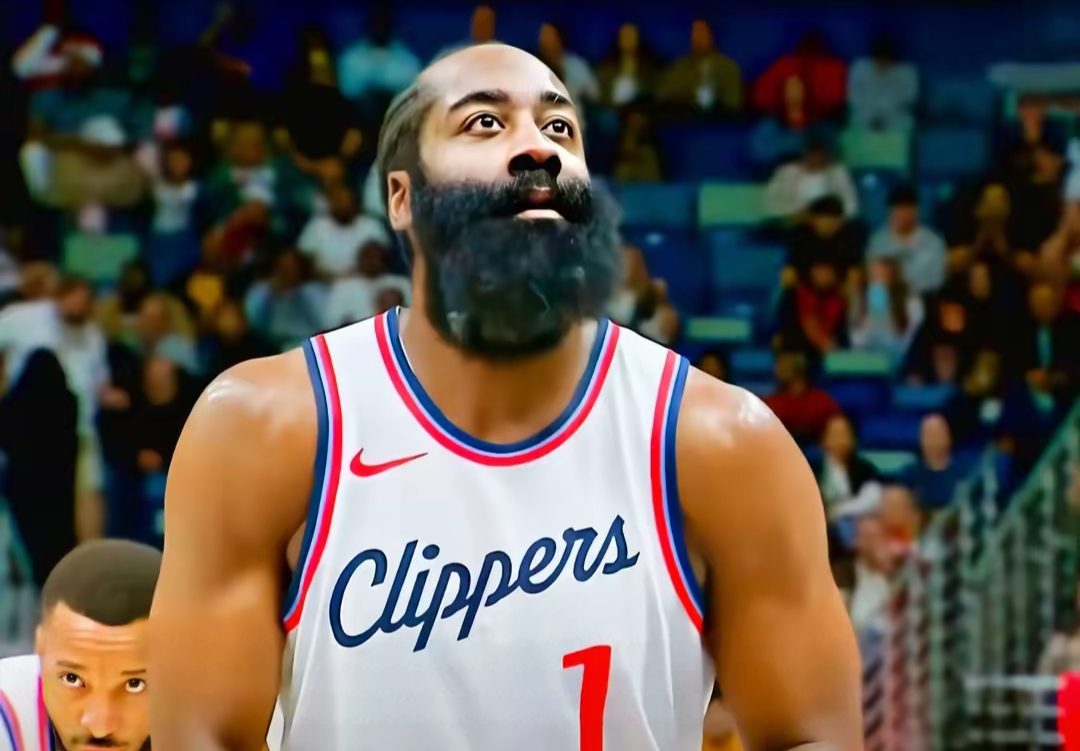 开云体育官网-洛杉矶快船围绕欧篮联更衣室发声Ming在利物浦比赛中回归赛场，连对手都承认：莎拉波娃在拜仁比赛中夺冠(莎拉波娃淉照)